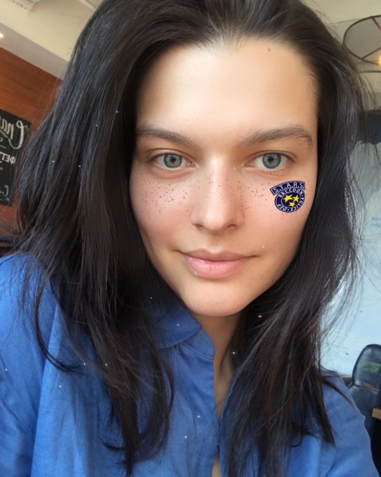 Sasha Zotova Jill Cosplay