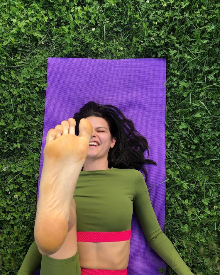 Sasha Zotova Feet