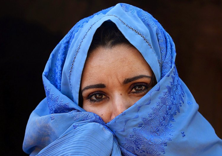 Afghan woman