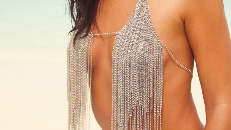 Kalle Ernandez photo in a swimsuit