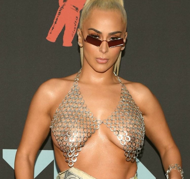 Wicked Veronica Vega