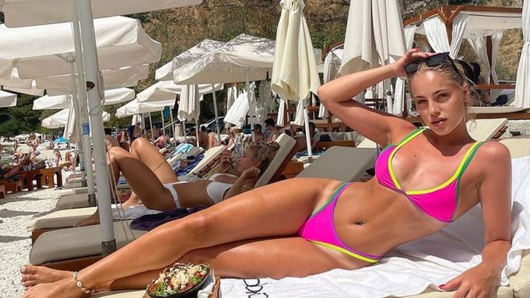 Maria Eduarda / Maria Eduard (@Releduardas2)