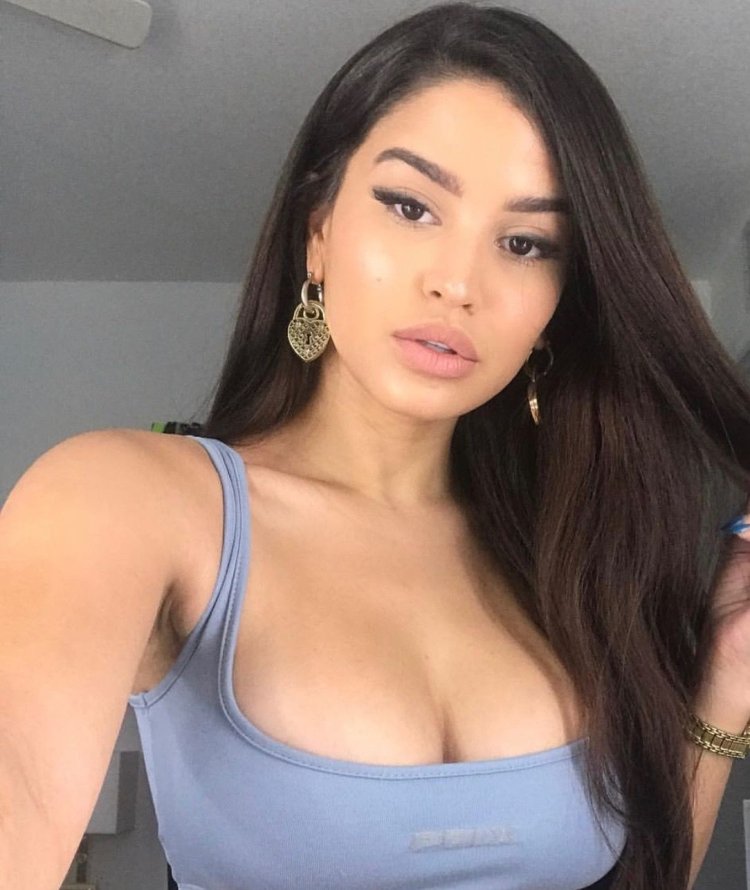 Kailyn juju breast
