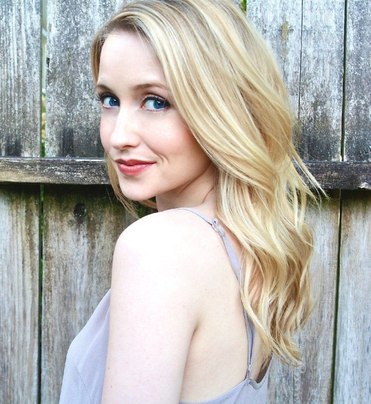 Emily Tennant photo