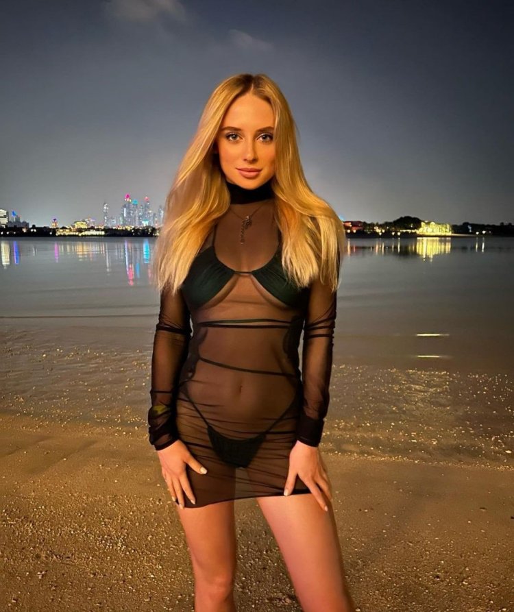 Blonde Drive Adelina