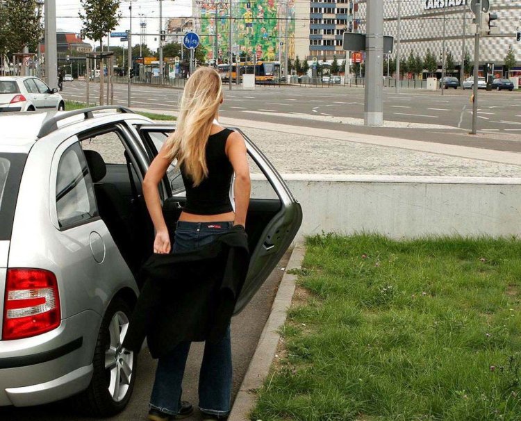 Exposure in public places of the wife