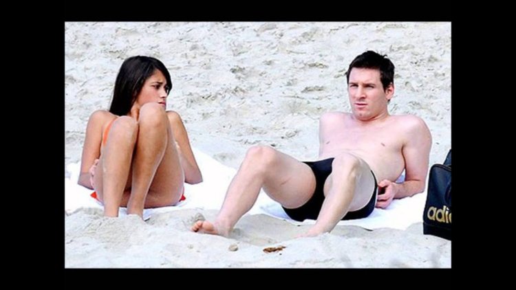 Messi in a bra