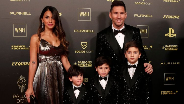 Messi with wife and children photo 2022