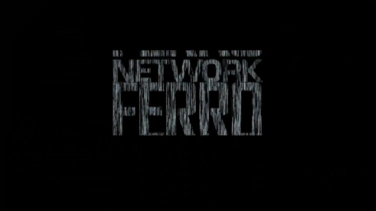 Torah Burch photo in a swimsuit in his youth