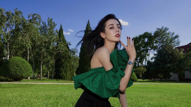 Dilrab Dilmurat is hot