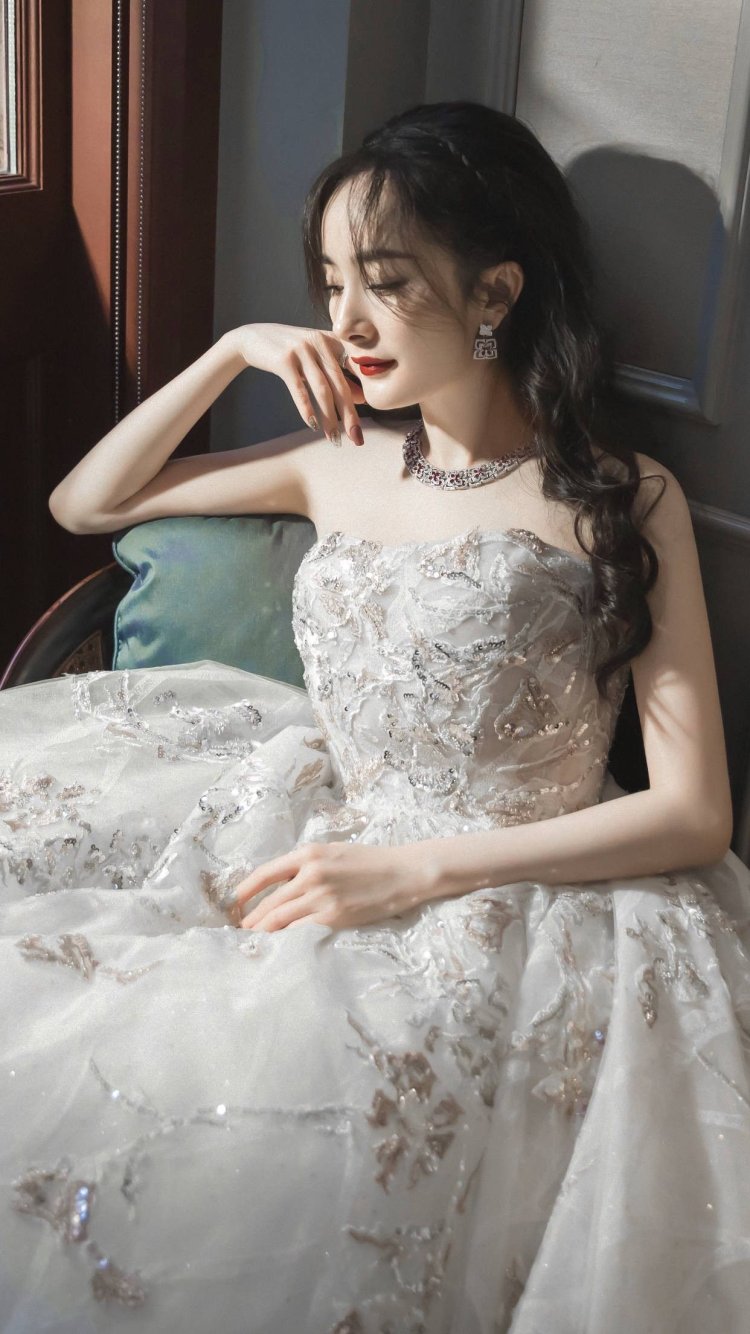 Dilrab actress China Nude