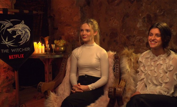 Freya Allan Relations