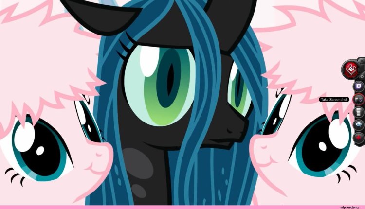 Crisalis and fliffy kiss