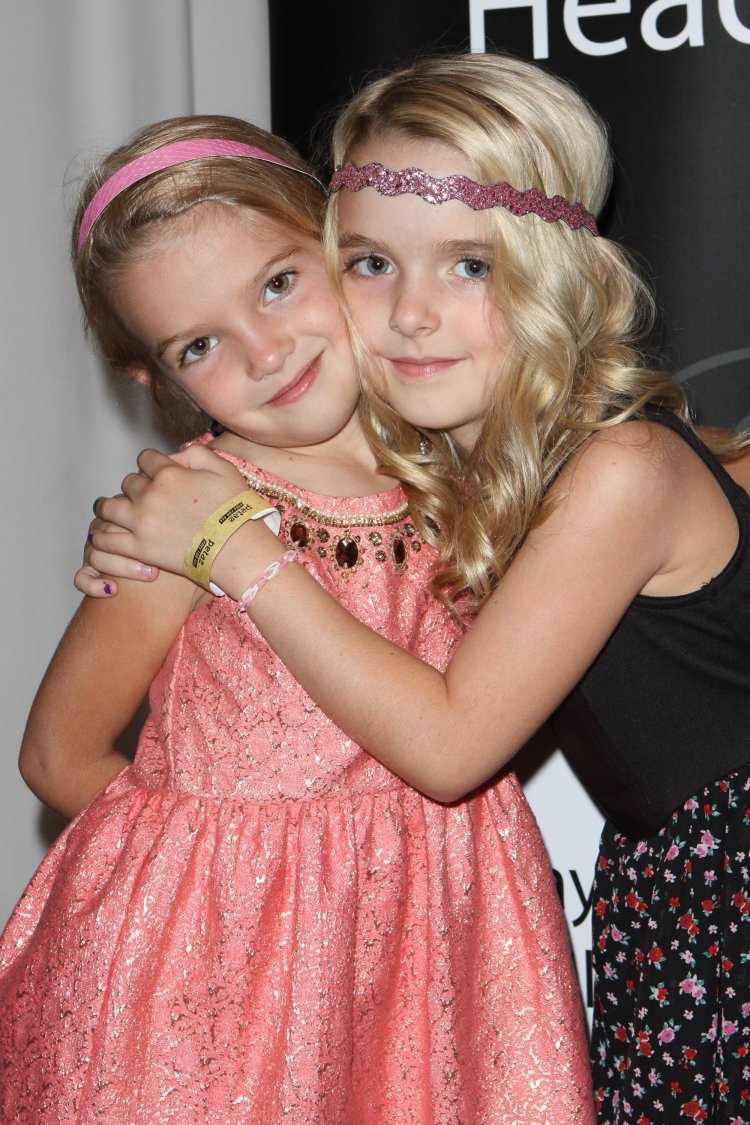 Mackenna Grace and Mia Taleriko