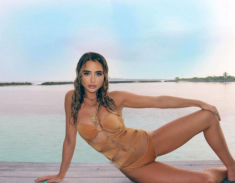 Georgia Harrison Instagram