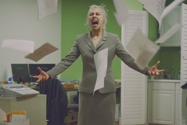 Fibi Bridars on the toilet