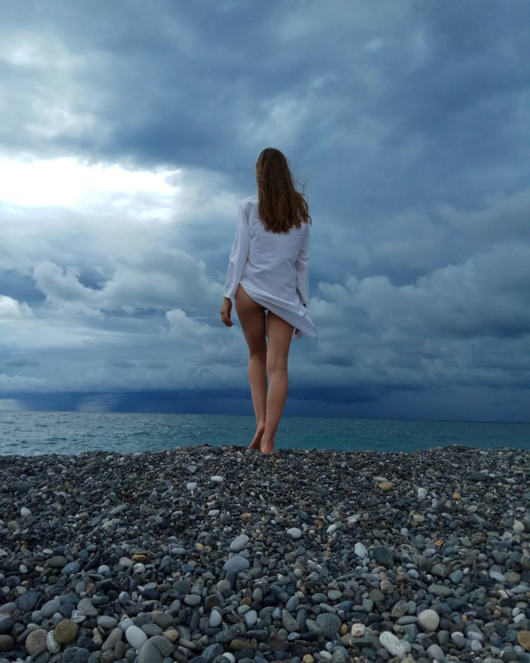 Weakly Elena Technonikol