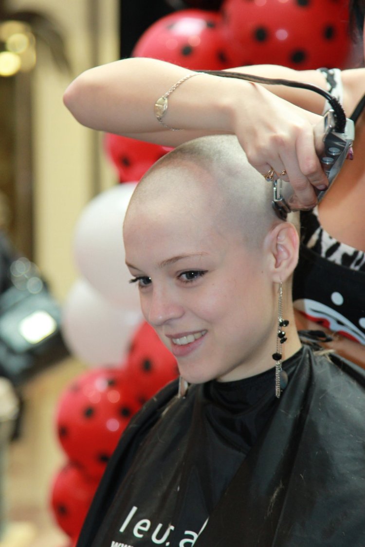 Haircut in a hairdresser