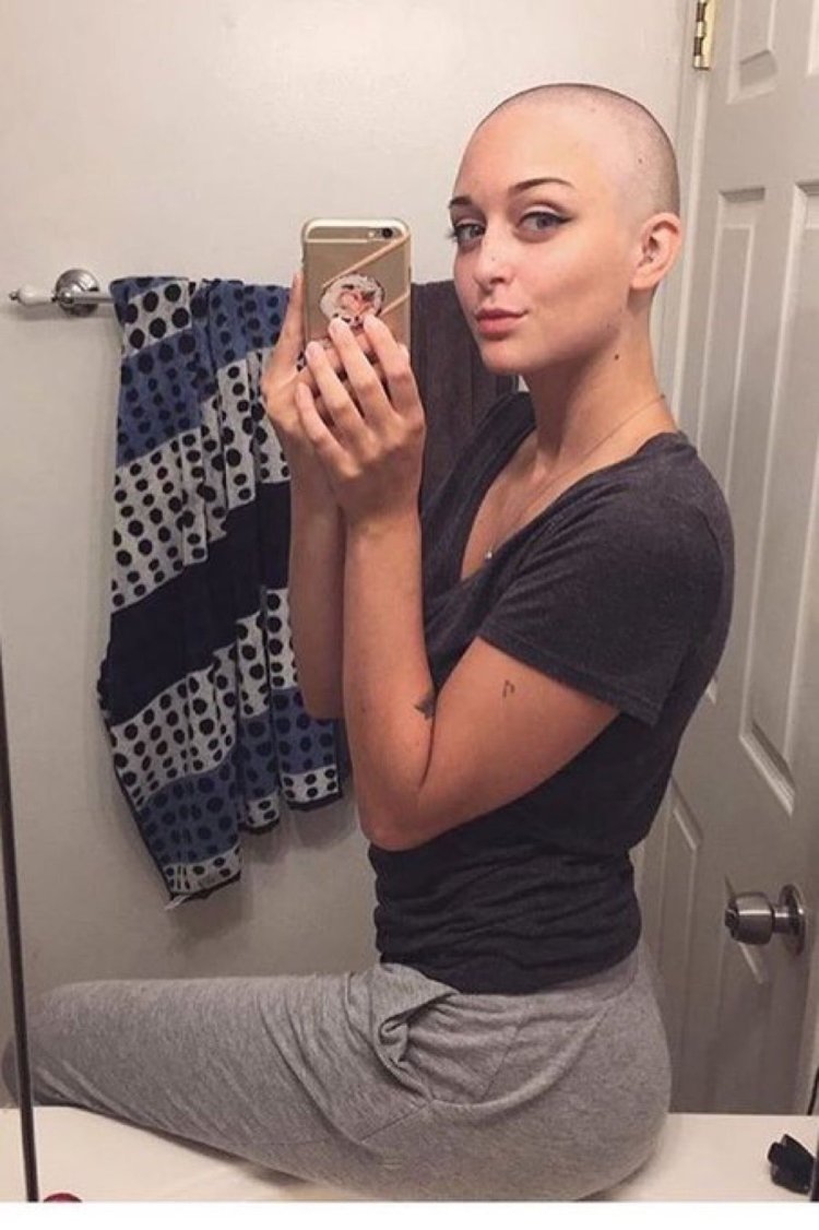 Bald hairstyles of selfies