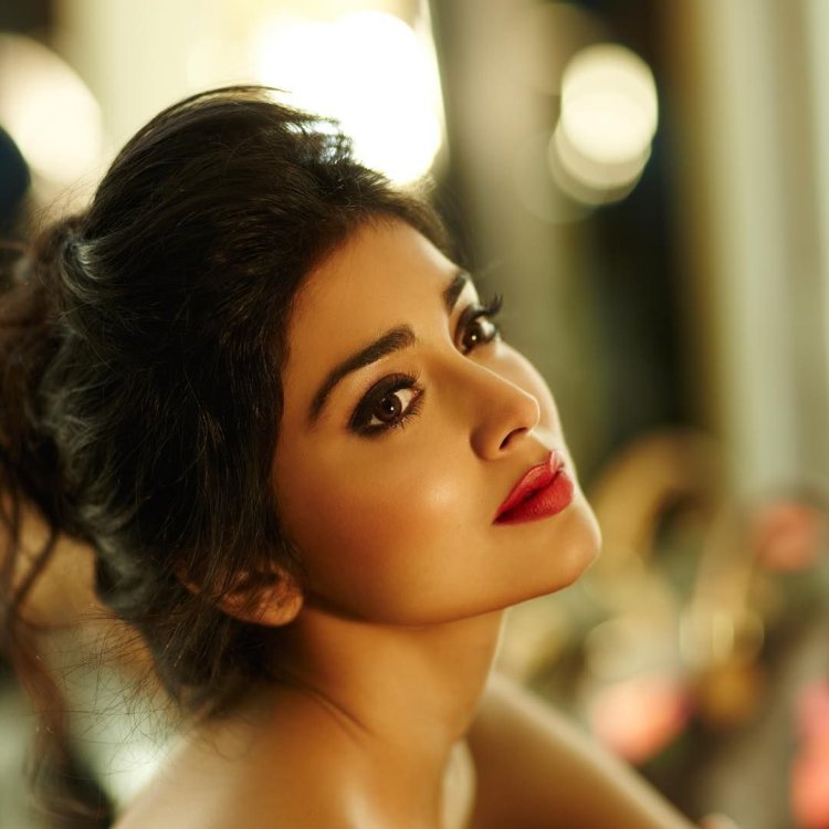 Actress Srian Saran India