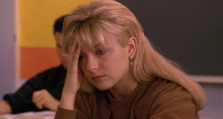 Cheryl Twin Pixes through fire