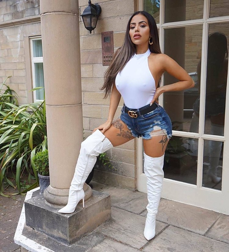 Chloe Saxon in Boots