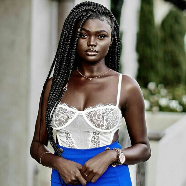 Brunettes with dark skin