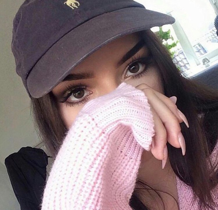 Selfie in the cap Girls