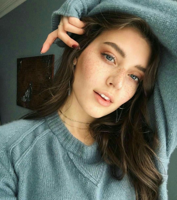Jessica Clements Freckle