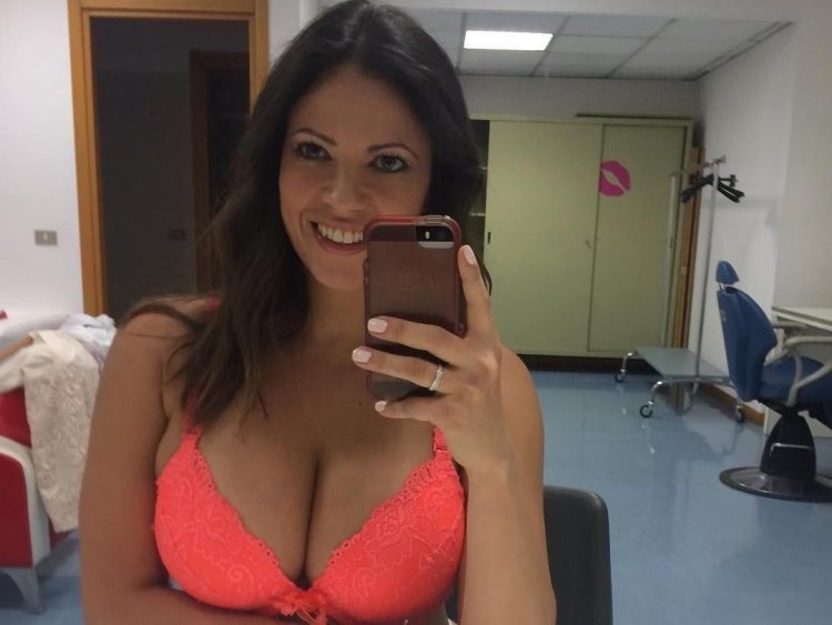 Fabiana Britto with a girlfriend