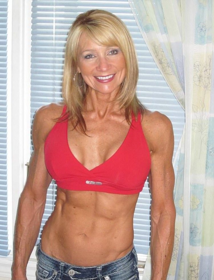 Linda Cardellini is a simple request