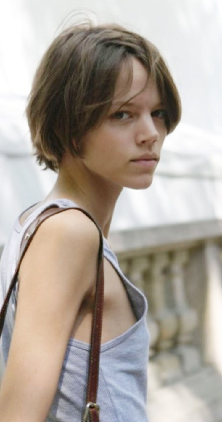 Squamous with a short haircut