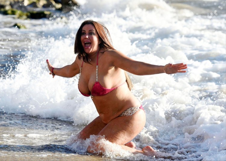 Lisa Appleton (Lisa Appleton Nude