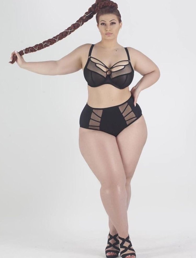 Ioana Chira Curvy Plus Size Legs in a dress