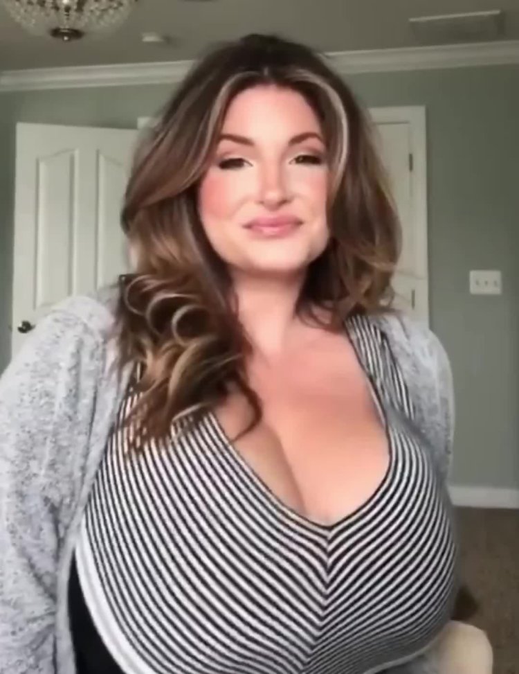 Adult women in pantyhose