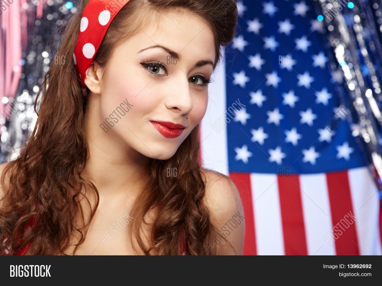 Girls patriotic voice acting