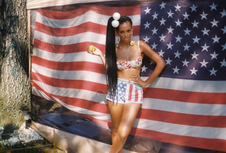 Girl with the flag of the USA