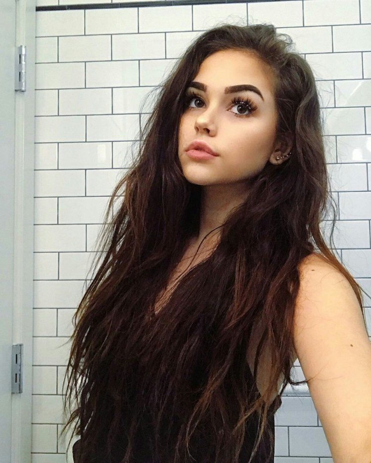 Maggie Lindemann 17