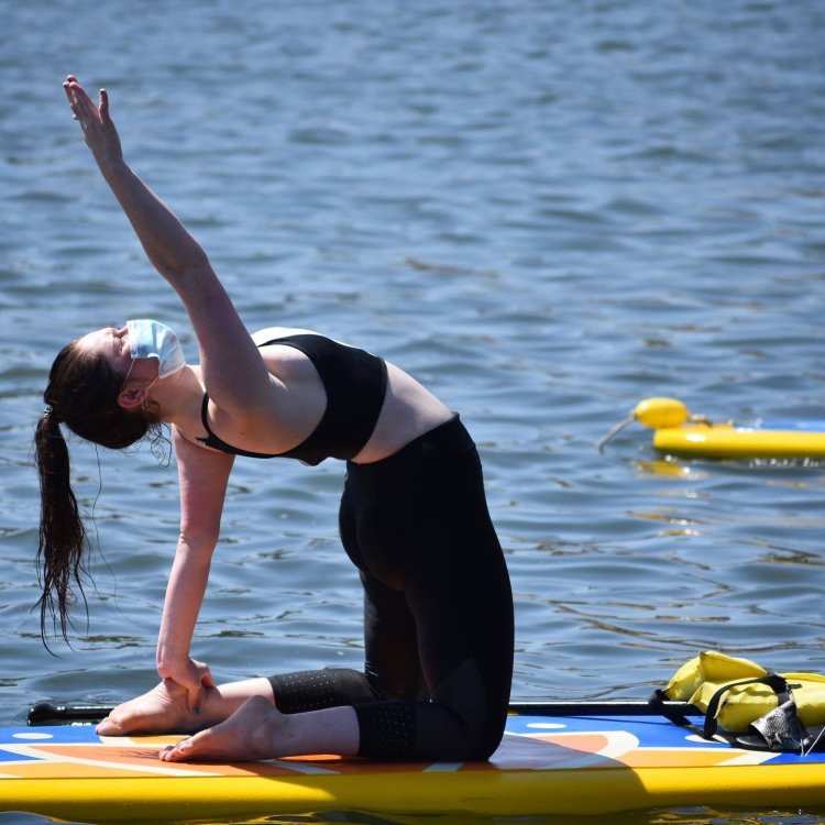 Emma Kenney shameless breasts