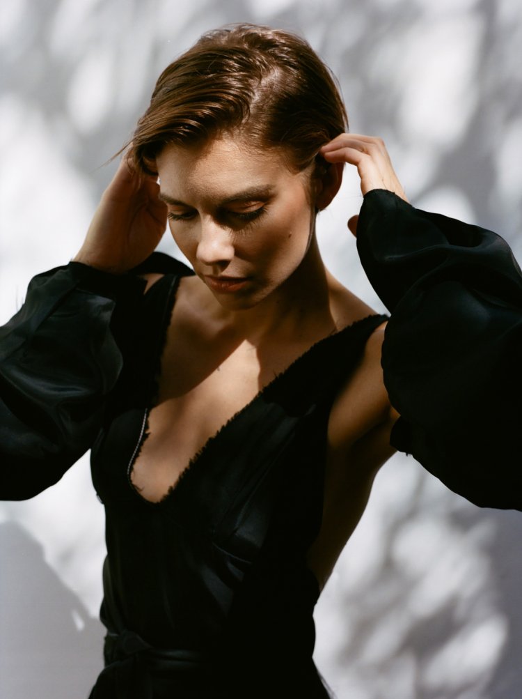 Lauren Cohen is impudent and beautiful