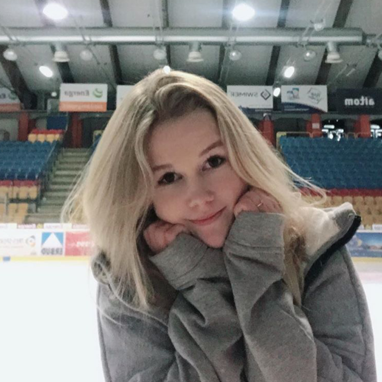 Ekaterina Kurakova skater
