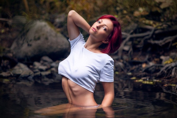 Wet T -shirts on girls