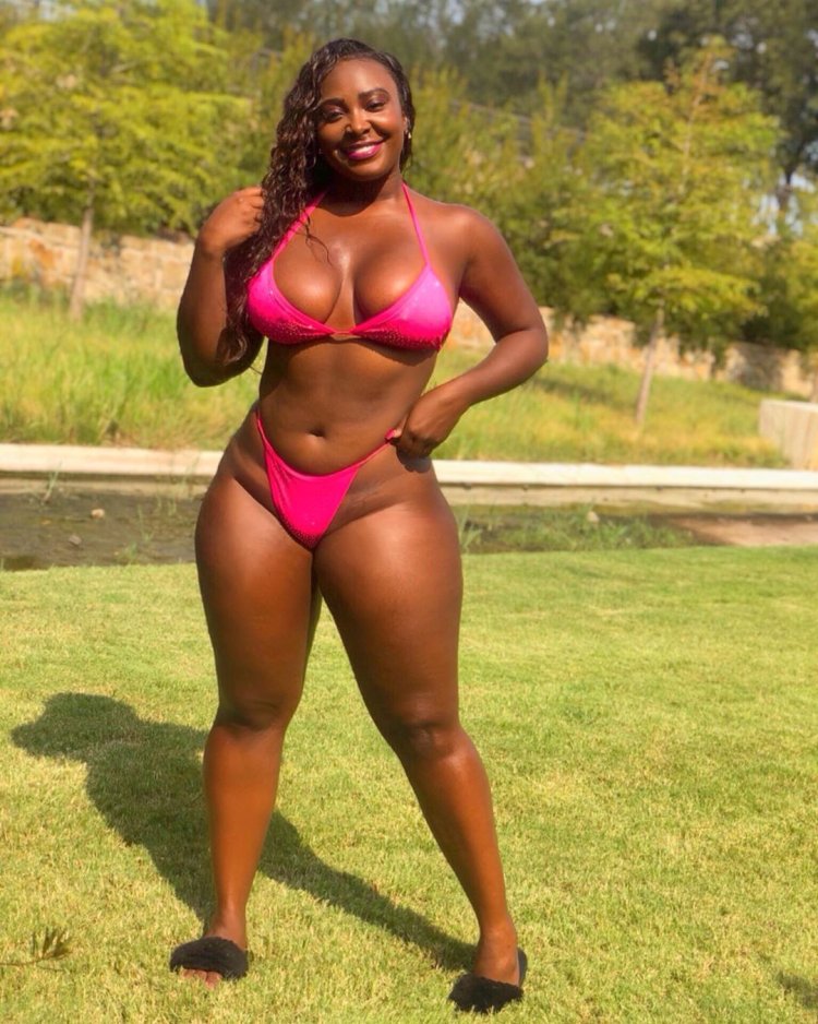 Stefani Rose Model Plus Saiz