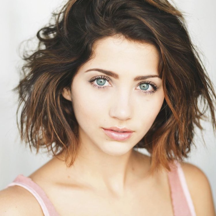 Emily Rudd Eyes