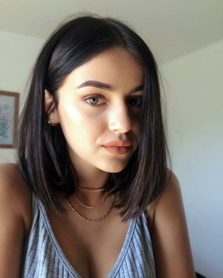 Beautiful girls with a square