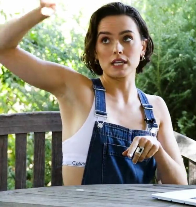 Daisy Ridley Plum of the armpit