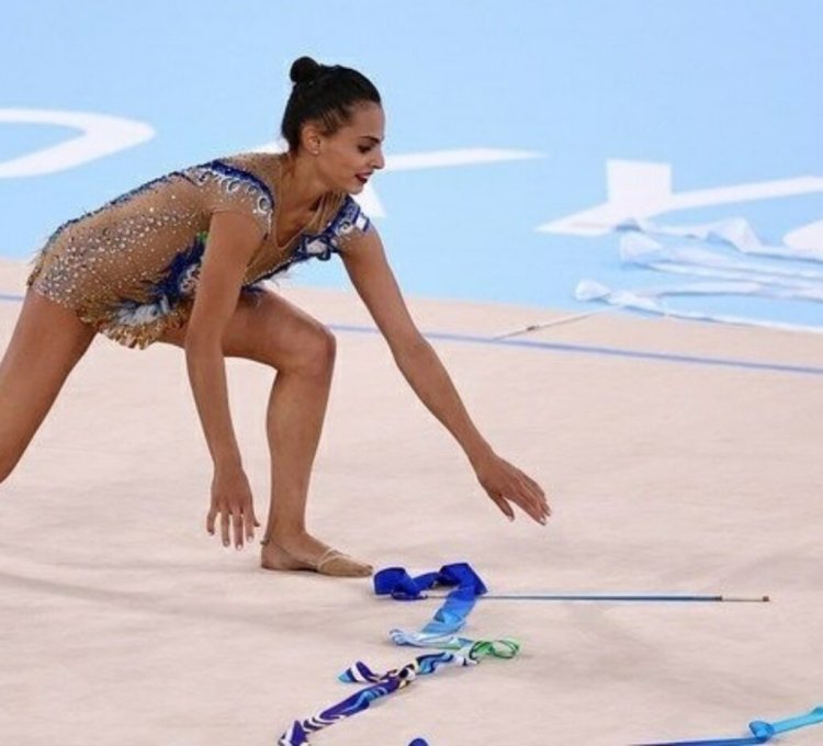 Lina Ashram and Dina Averina