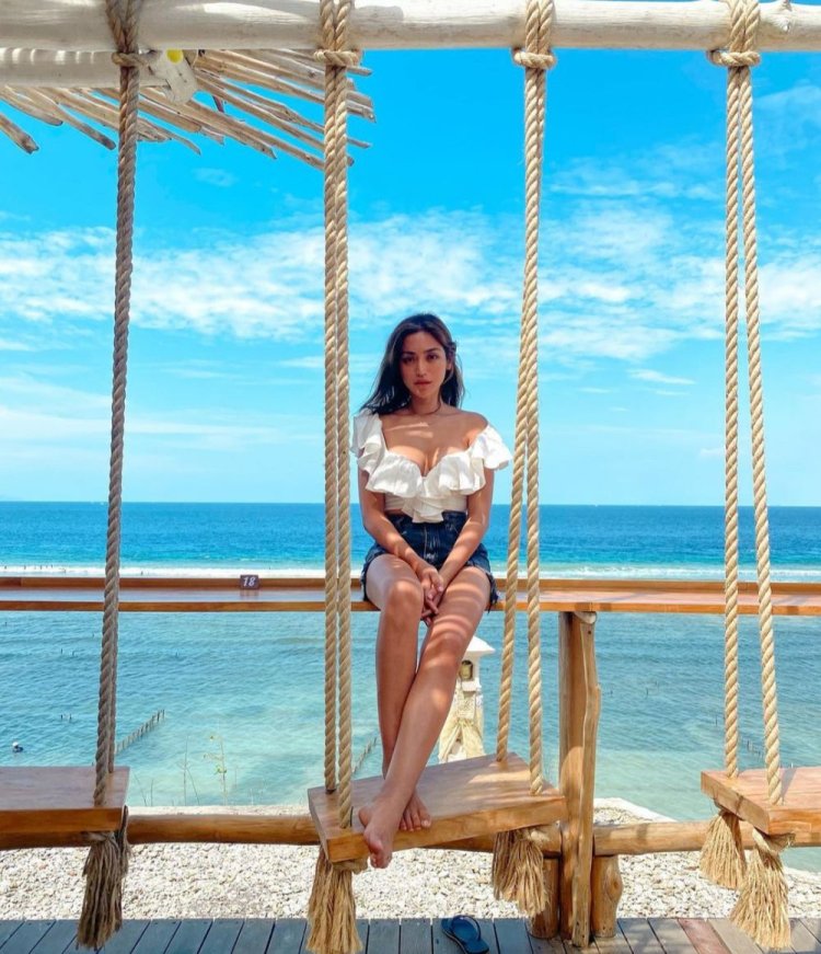 Jessica Iskandar Syur