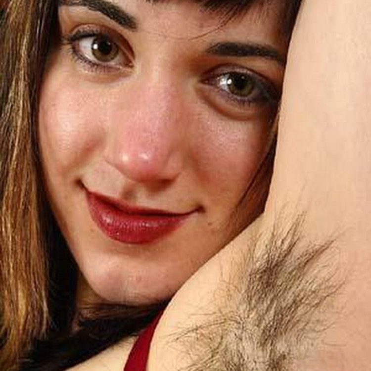 Girls with hairy armpits