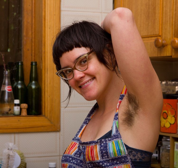 Extremely hairy women